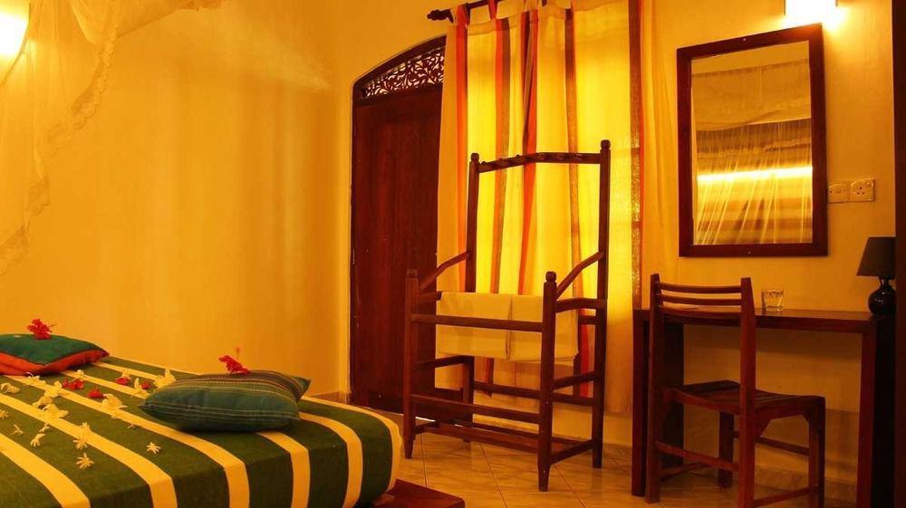 Primrose Guest House Unawatuna Eksteriør billede