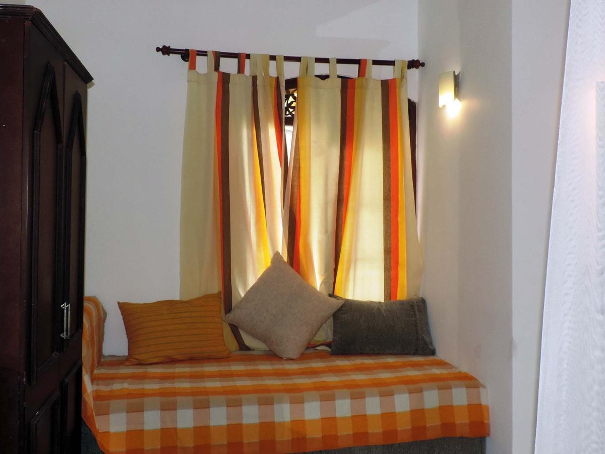 Primrose Guest House Unawatuna Eksteriør billede
