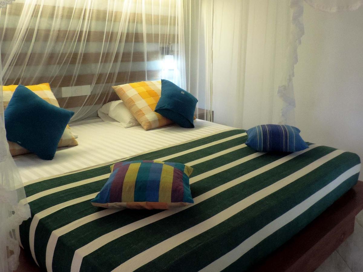 Primrose Guest House Unawatuna Eksteriør billede