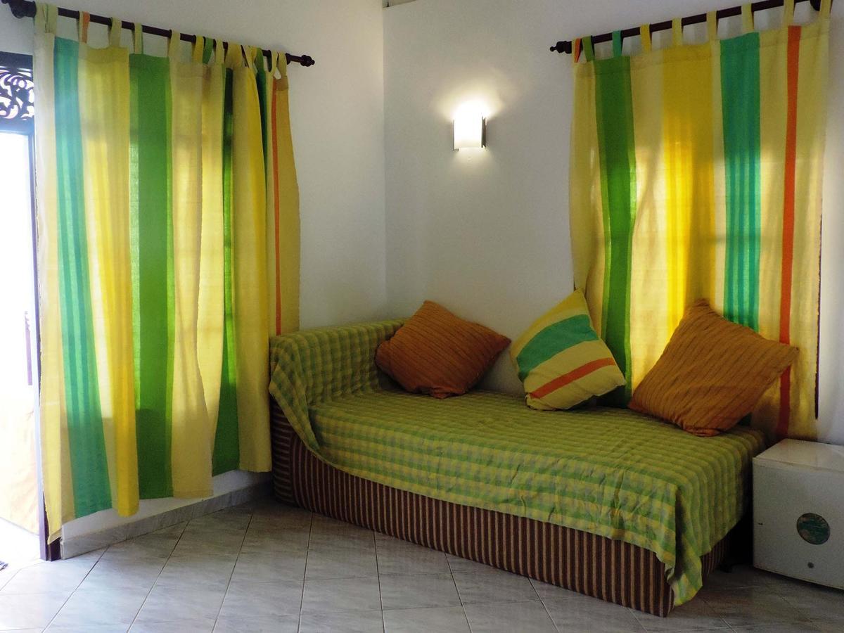 Primrose Guest House Unawatuna Eksteriør billede