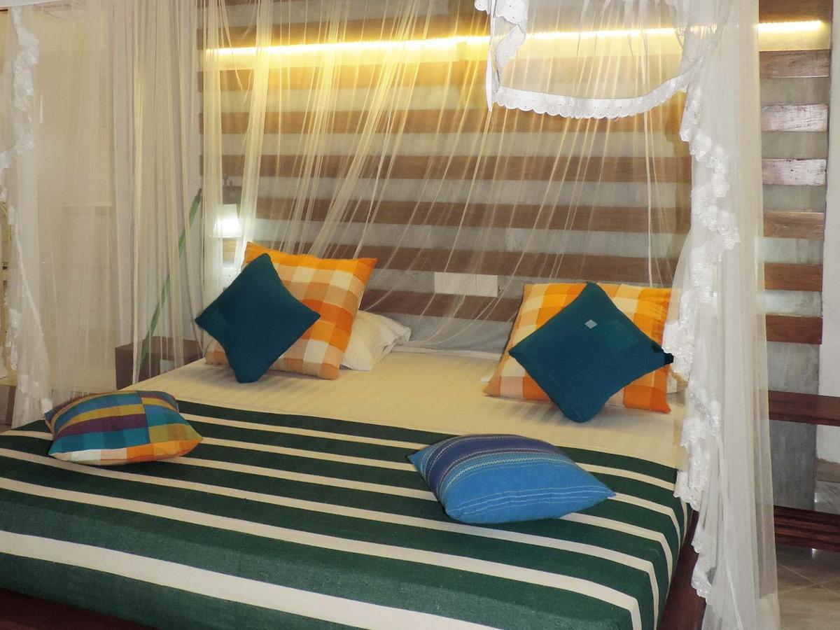 Primrose Guest House Unawatuna Eksteriør billede
