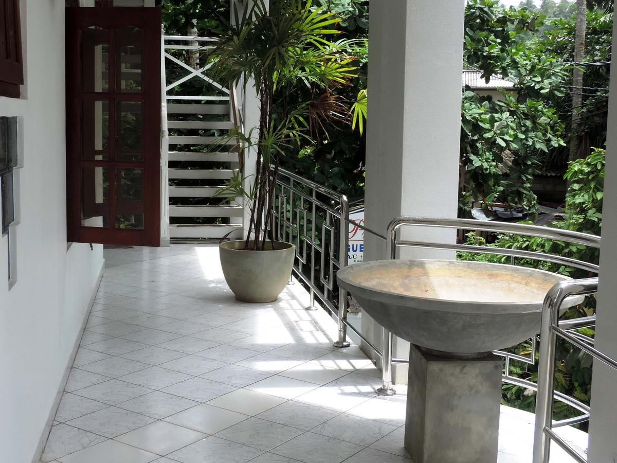 Primrose Guest House Unawatuna Eksteriør billede