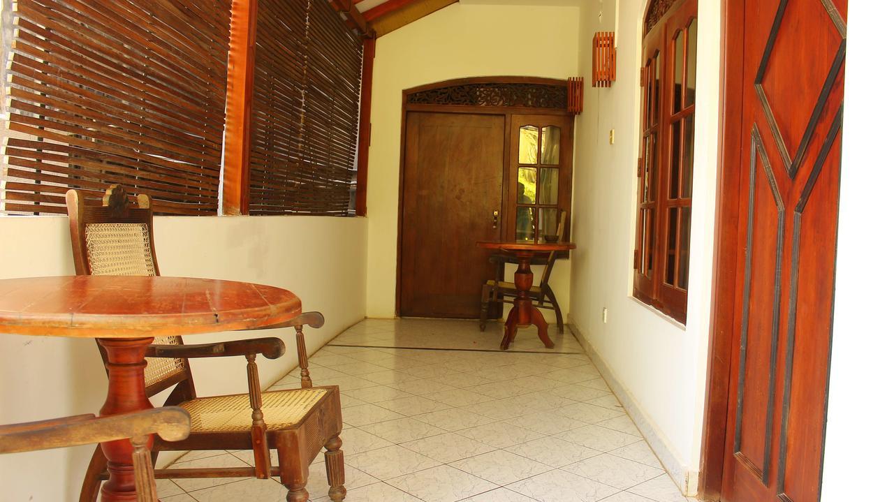 Primrose Guest House Unawatuna Eksteriør billede