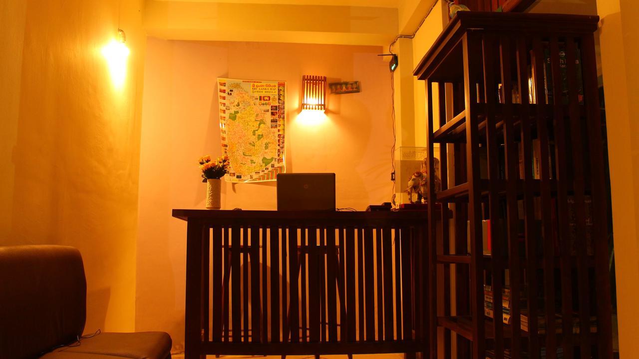 Primrose Guest House Unawatuna Eksteriør billede