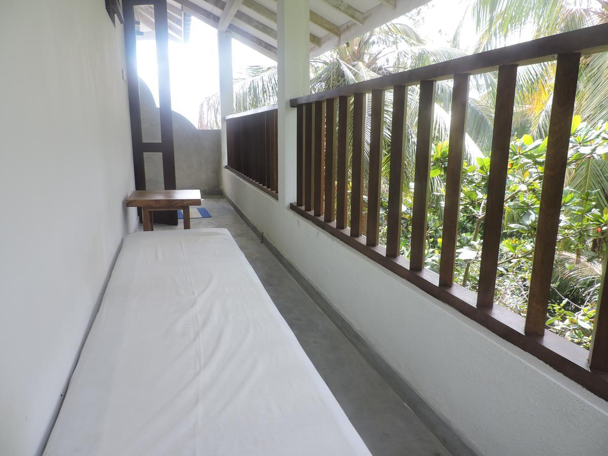 Primrose Guest House Unawatuna Eksteriør billede